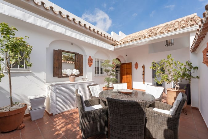House in Nueva Andalucia - view 1