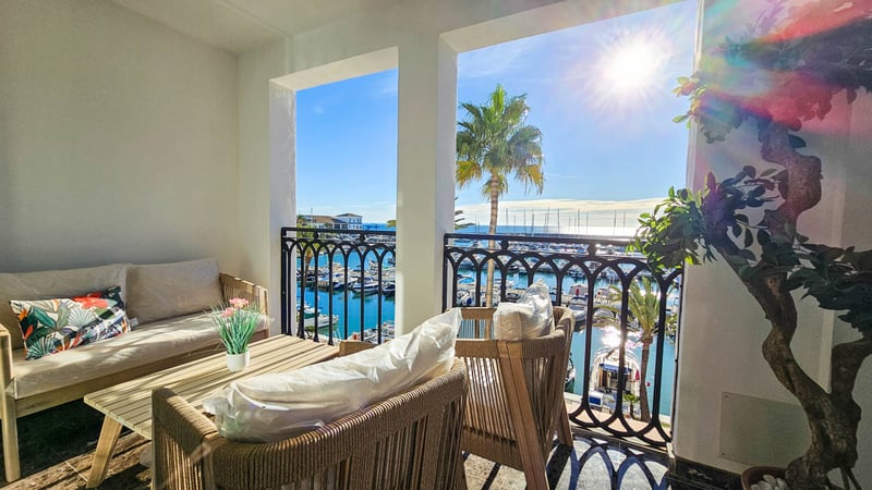 Apartment in La Duquesa - view 1