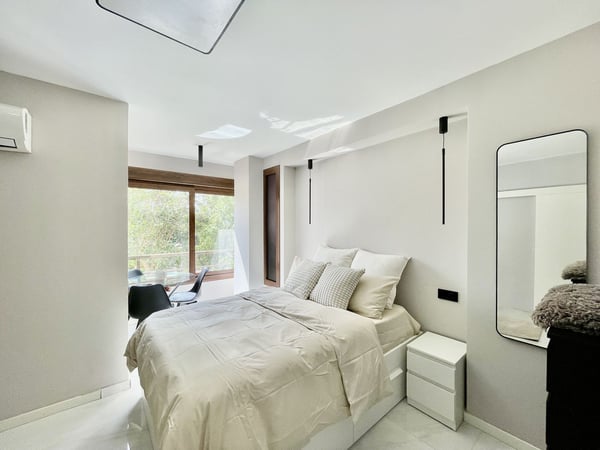 Apartment in Nueva Andalucia - view 1