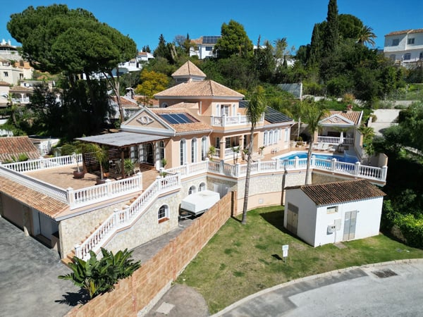 Villa in Mijas - view 1
