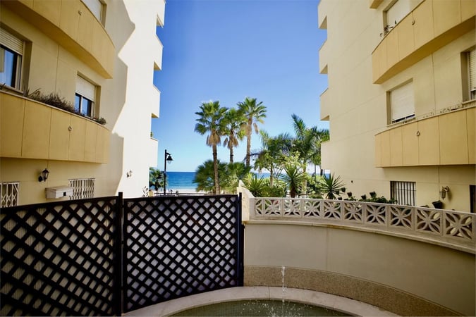 Apartment in Estepona - view 1