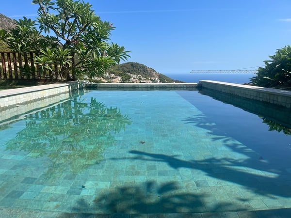 Villa in Fuengirola - view 1