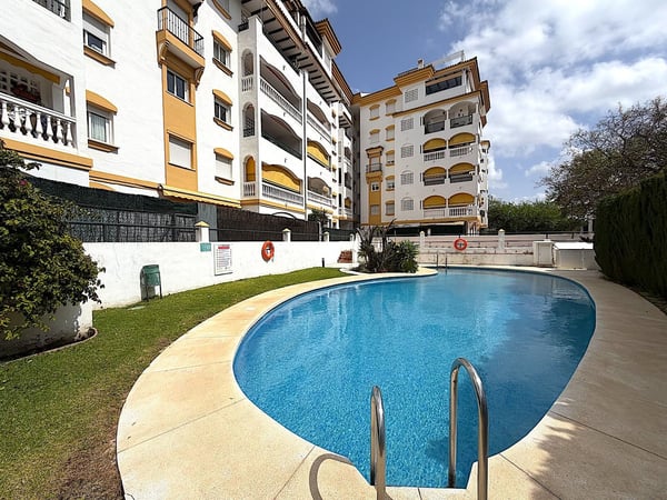 Apartment in San Pedro de Alcantara - view 1