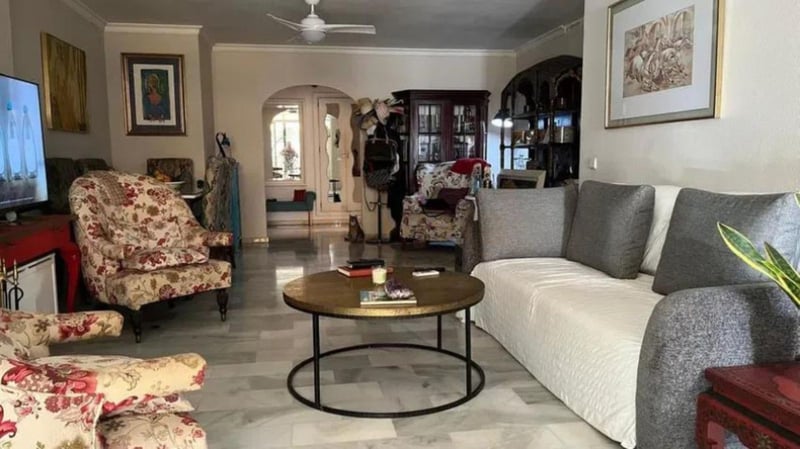 Apartment in Nueva Andalucia - view 1