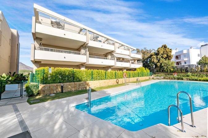 Apartment in Estepona - view 1