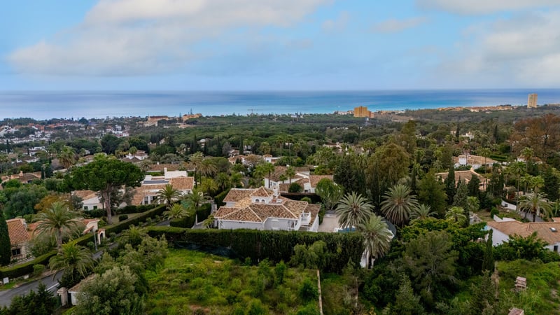 Land in Artola - view 1