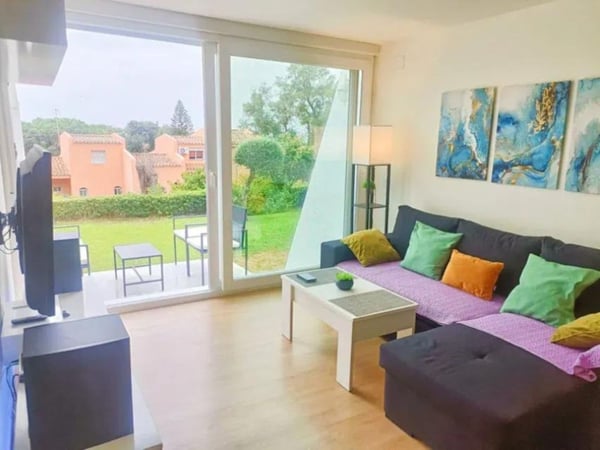 Apartment in Estepona - view 1