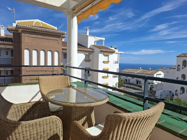 Apartment in Benalmadena - view 1