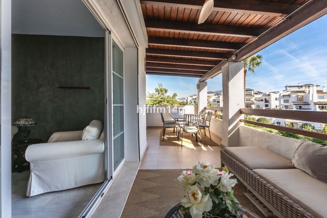 Apartment in San Pedro de Alcantara - view 1