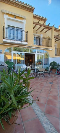 House in Estepona - view 1