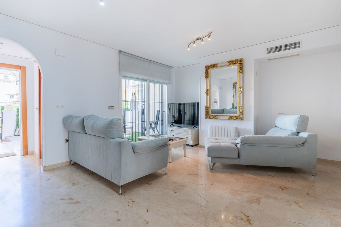 House in Malaga - Image 4