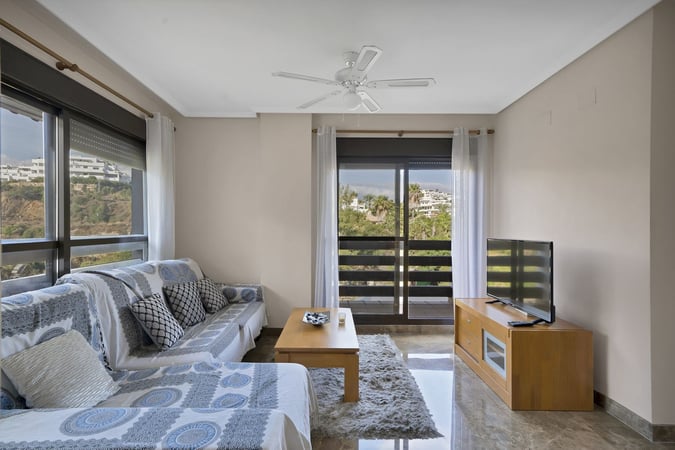 Apartment in Estepona - view 1