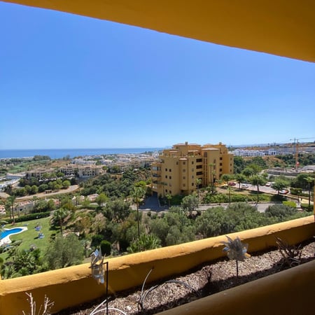 House in Estepona - view 1