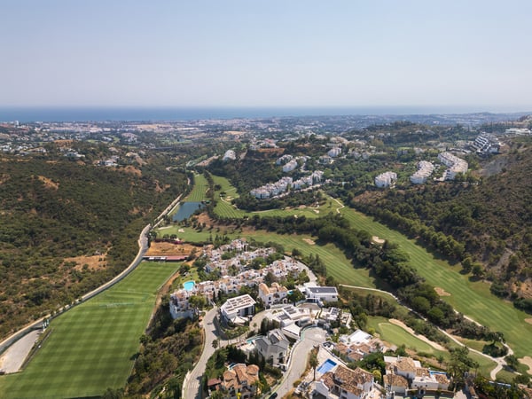 Land in Benahavis - view 1