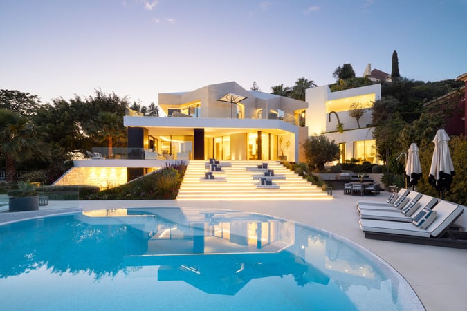 Villa in Benahavis - view 1