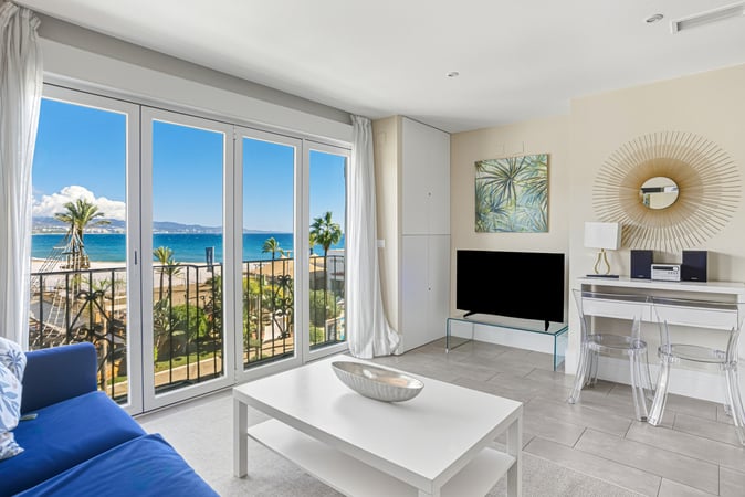 Apartment in Puerto Banus - view 1