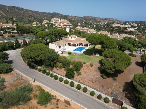 Land in Elviria - view 1