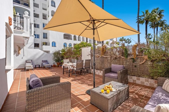 Apartment in La Duquesa - view 1