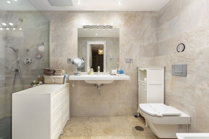 Apartment in Nueva Andalucia - view 1