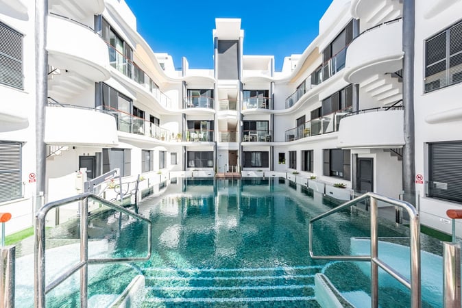 Apartment in Estepona - view 1