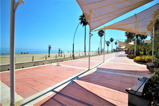 Apartment in Estepona - view 1