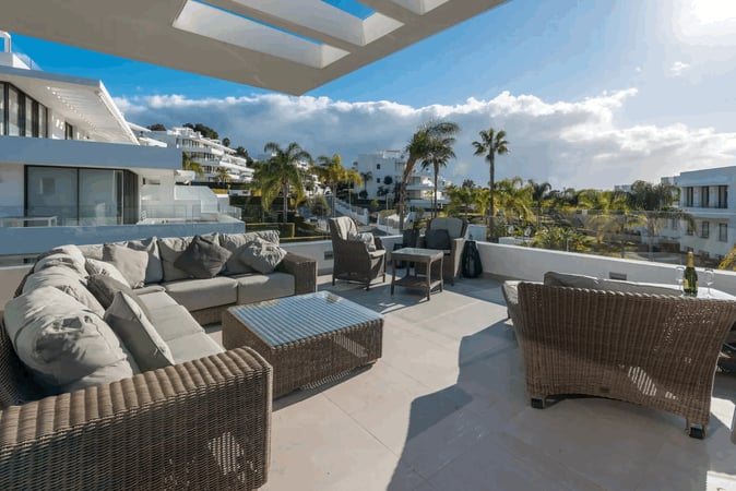 Penthouse in Estepona - view 1