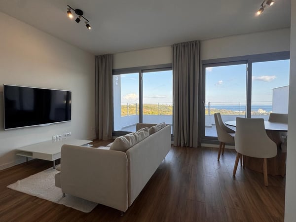 Penthouse in Estepona - view 1