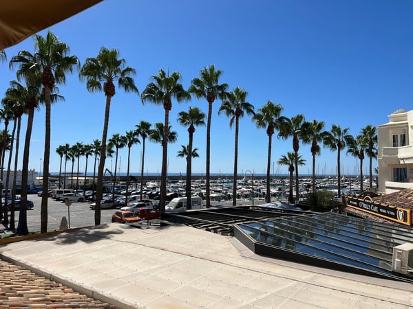 Apartment in Benalmadena - view 1