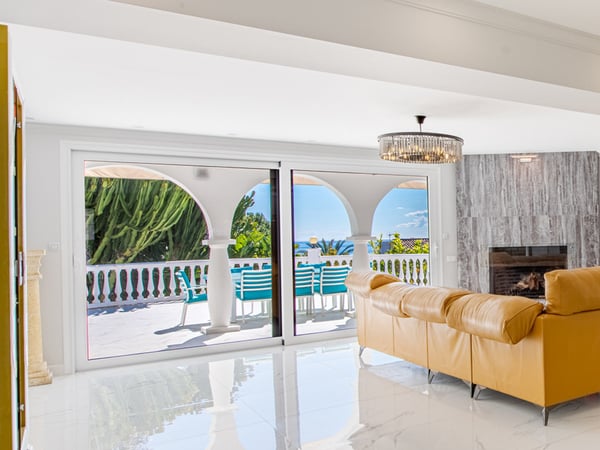 Villa in Marbella - view 1