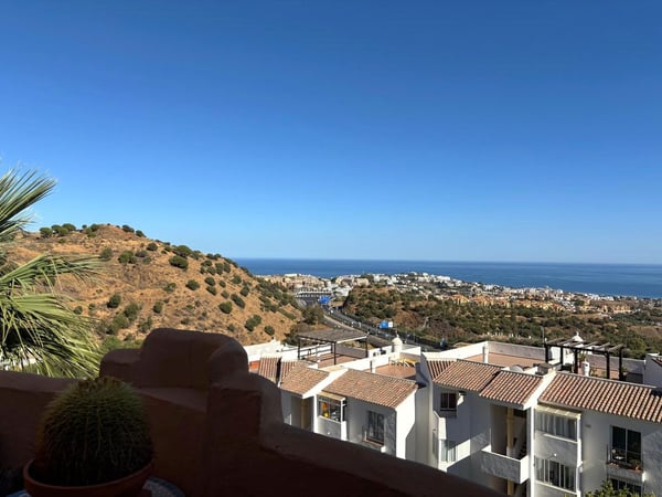 Apartment in Sitio de Calahonda - view 1
