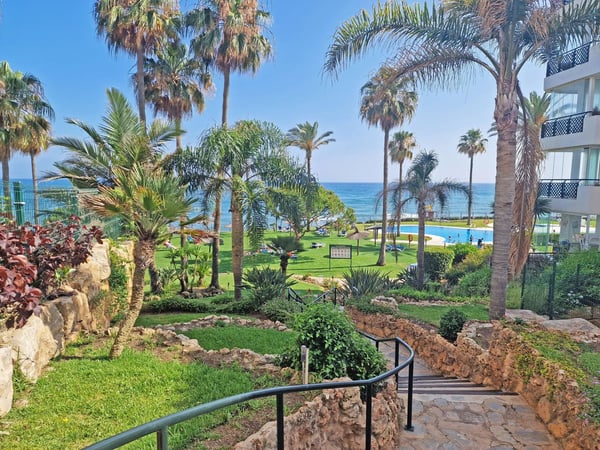 Apartment in Sitio de Calahonda - view 1