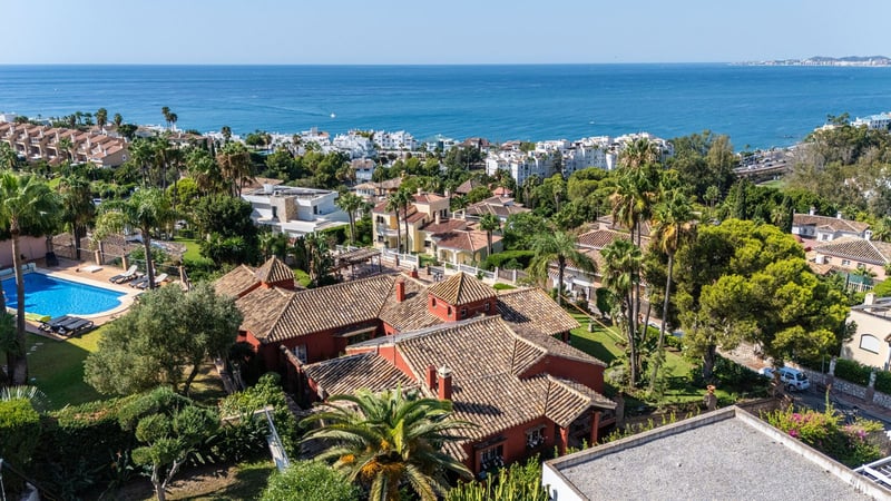 Villa in Benalmadena - view 1
