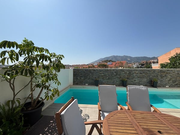 Villa in Fuengirola - view 1