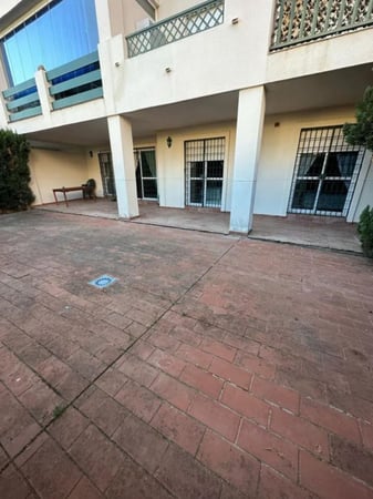 Apartment in Nueva Andalucia - view 1