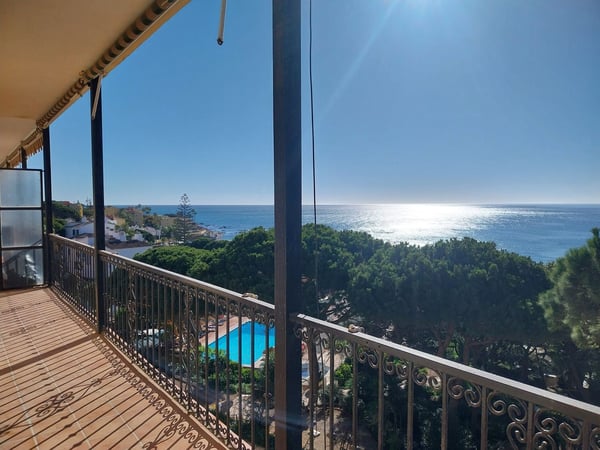 Apartment in Sitio de Calahonda - view 1