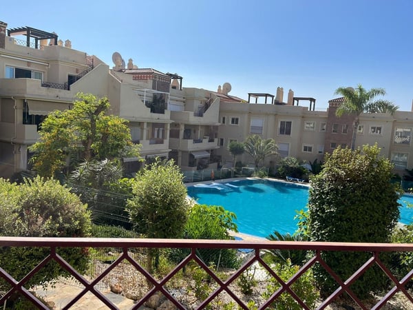 Apartment in Estepona - view 1