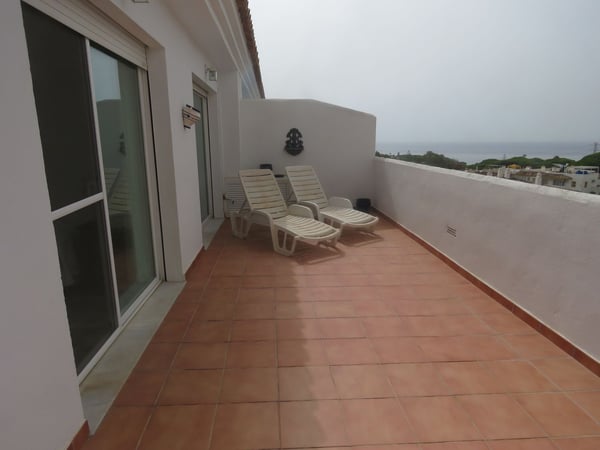 Penthouse in Sitio de Calahonda - view 1