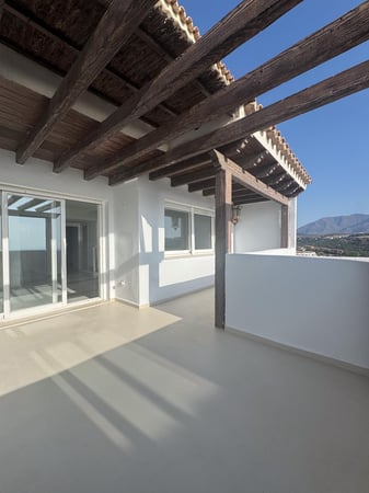 Apartment in Casares - view 1