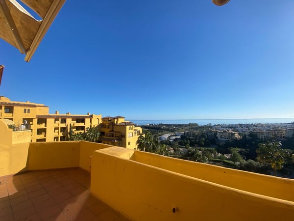 Apartment in Estepona - view 1