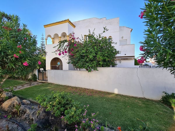 House in Casares - view 1