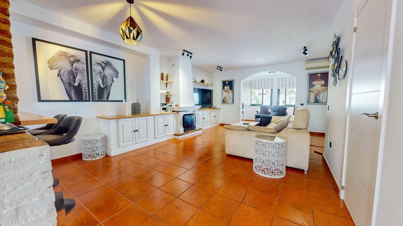 House in Benahavis - view 1