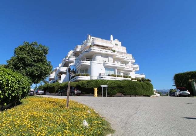Apartment in Guadalmina - view 1