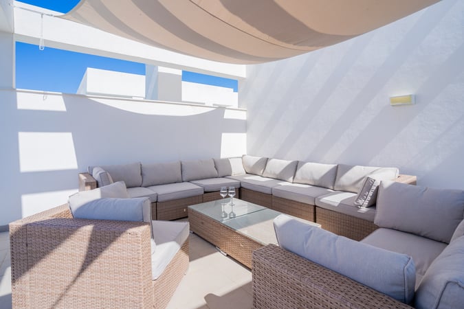 Penthouse in Estepona - view 1
