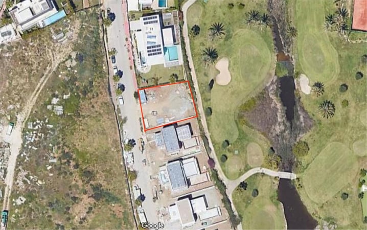 Land in El Paraiso - view 1