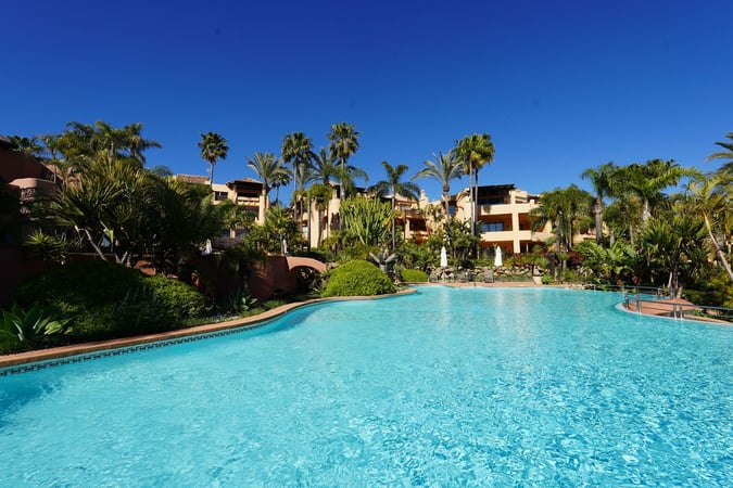 Apartment in Marbella - view 1