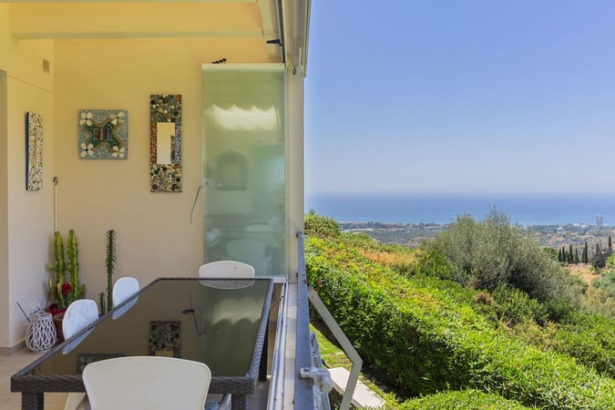 House in Marbella - view 1