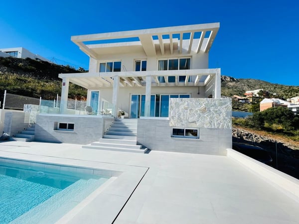 Villa in Benalmadena - view 1