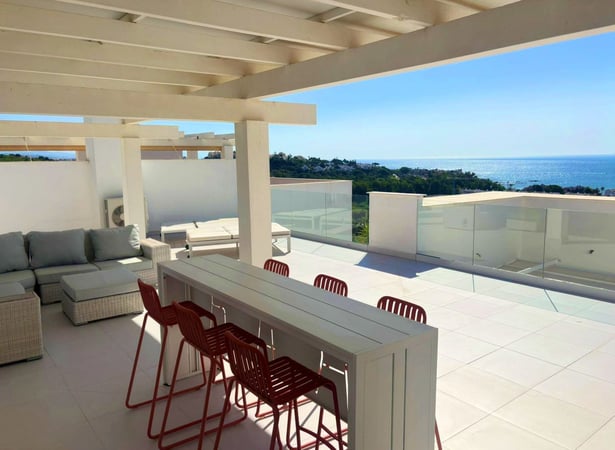 Penthouse in Casares - view 1