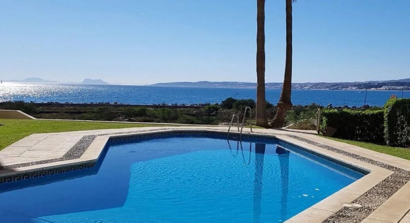 Apartment in Estepona - view 1