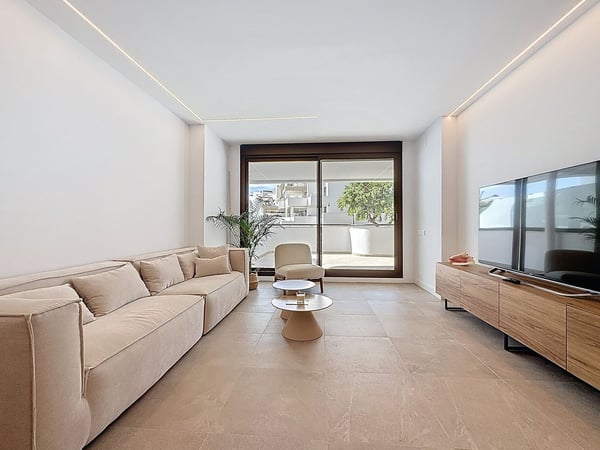 Apartment in Estepona - view 1